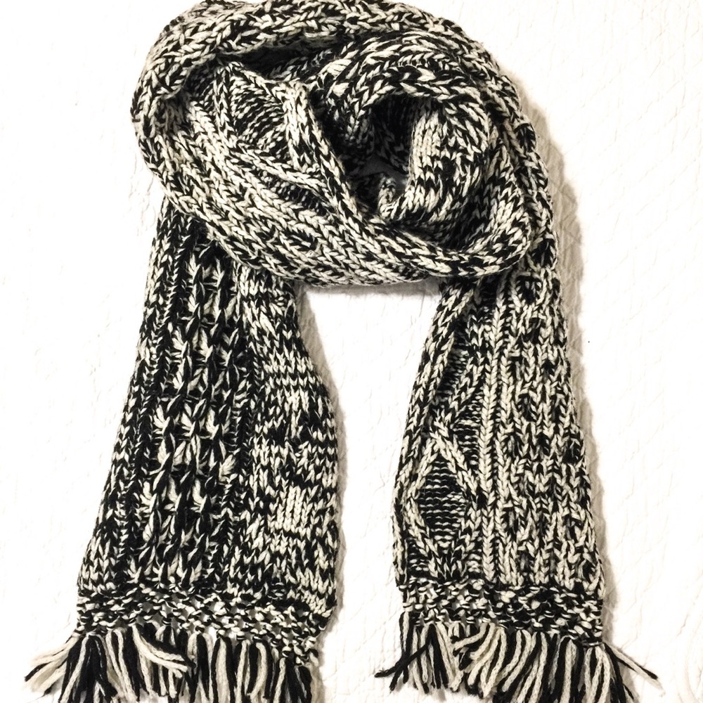SUPER COZY Madewell cablestitch scarf